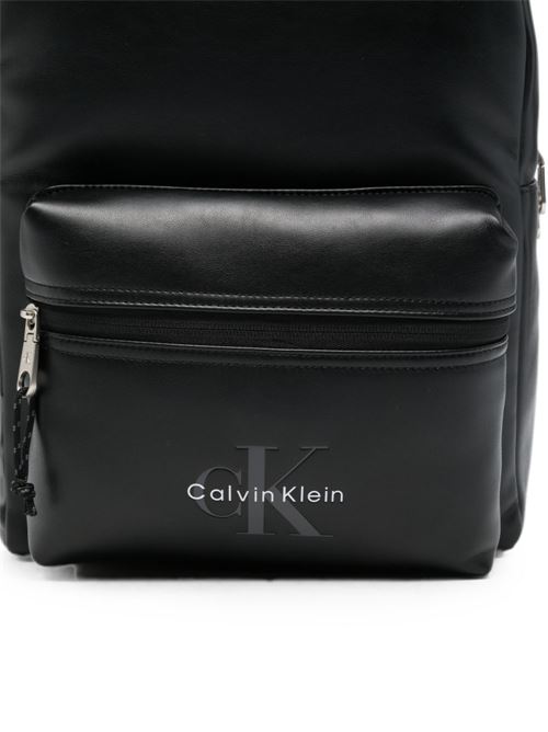Zaino uomo Calvin Klein nero in ecopelle con logo frontale Calvin Klein | LV04D3417GUB1